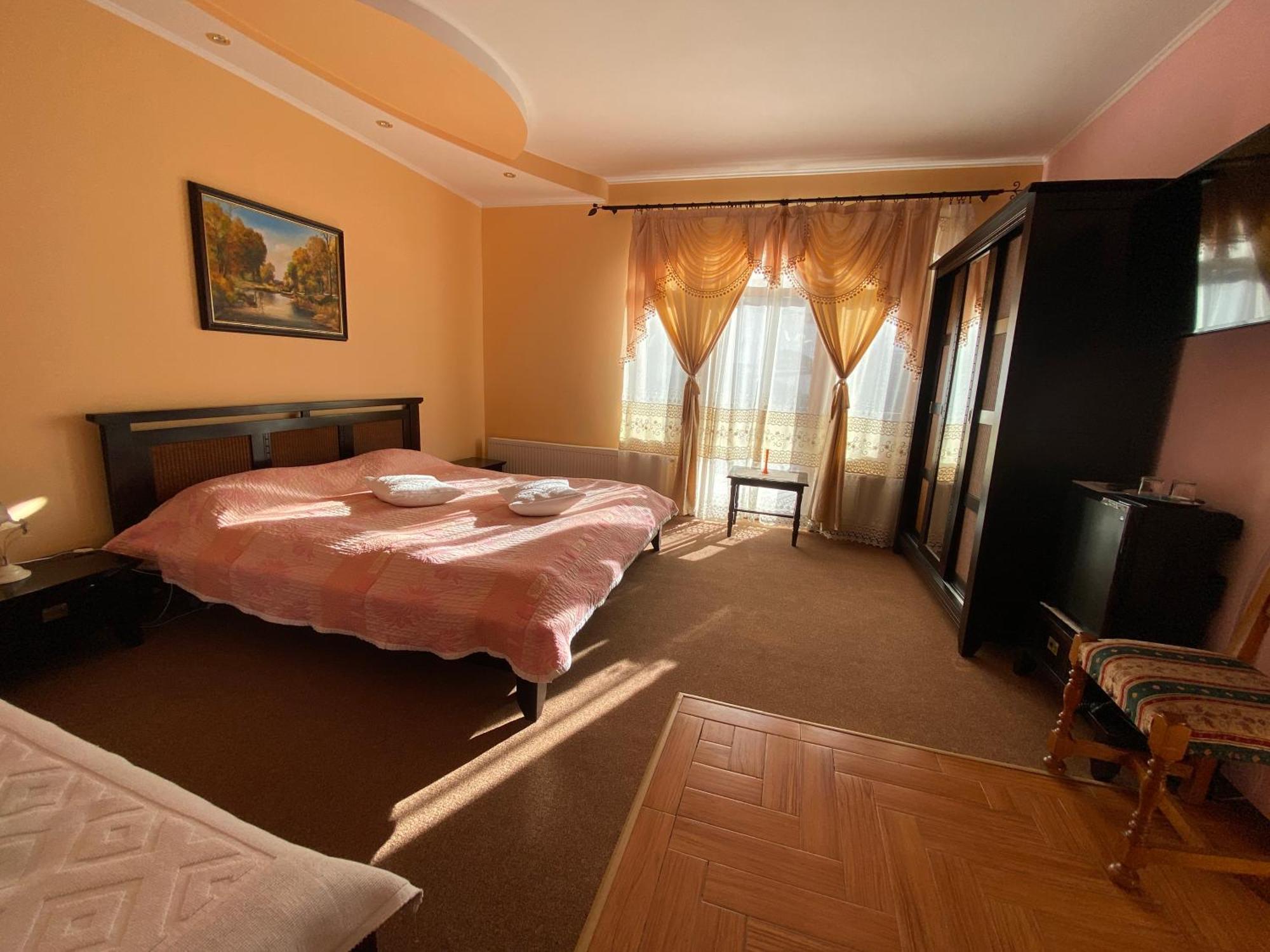 Pensiunea Crocus - Sauna & Billiard Poiana Brasov Exterior photo