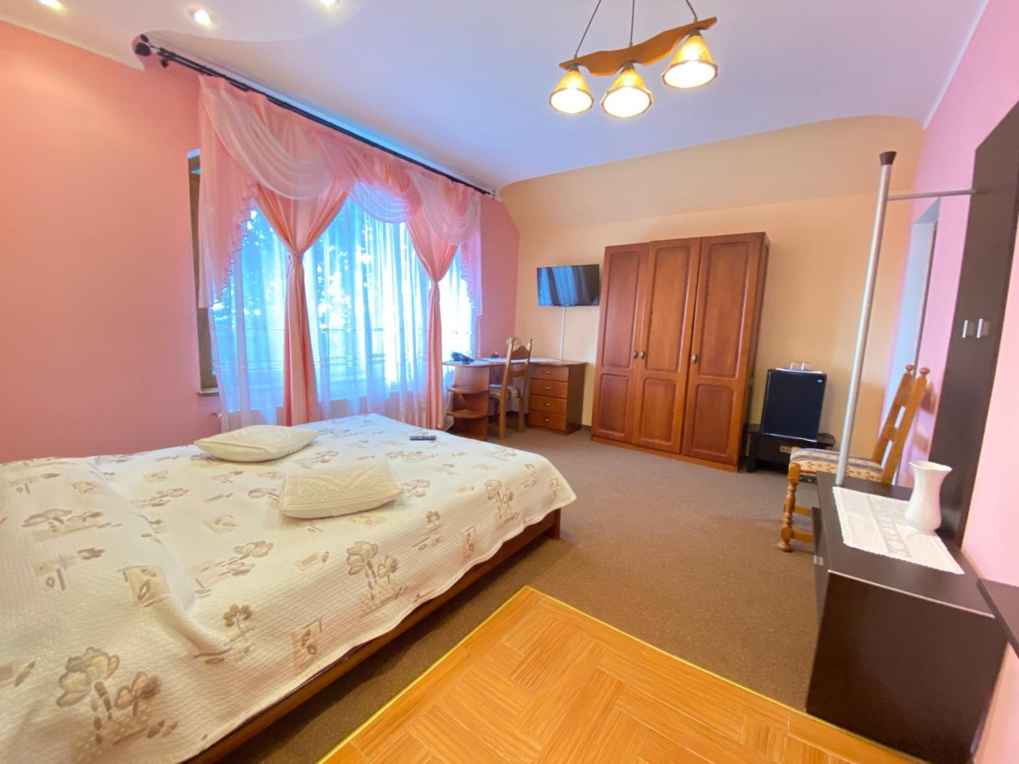 Pensiunea Crocus - Sauna & Billiard Poiana Brasov Exterior photo